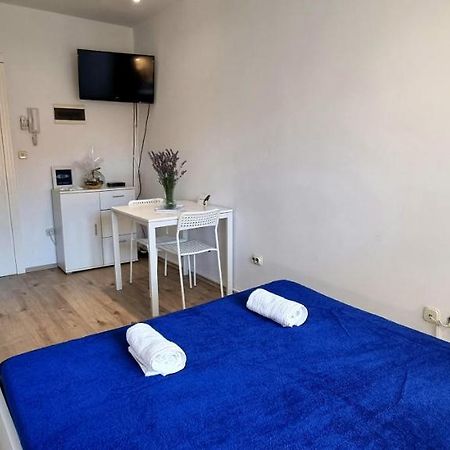 Apartamento Tiny Studio Big Living Rovinj Exterior foto