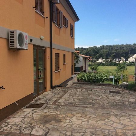 Apartamento Tiny Studio Big Living Rovinj Exterior foto