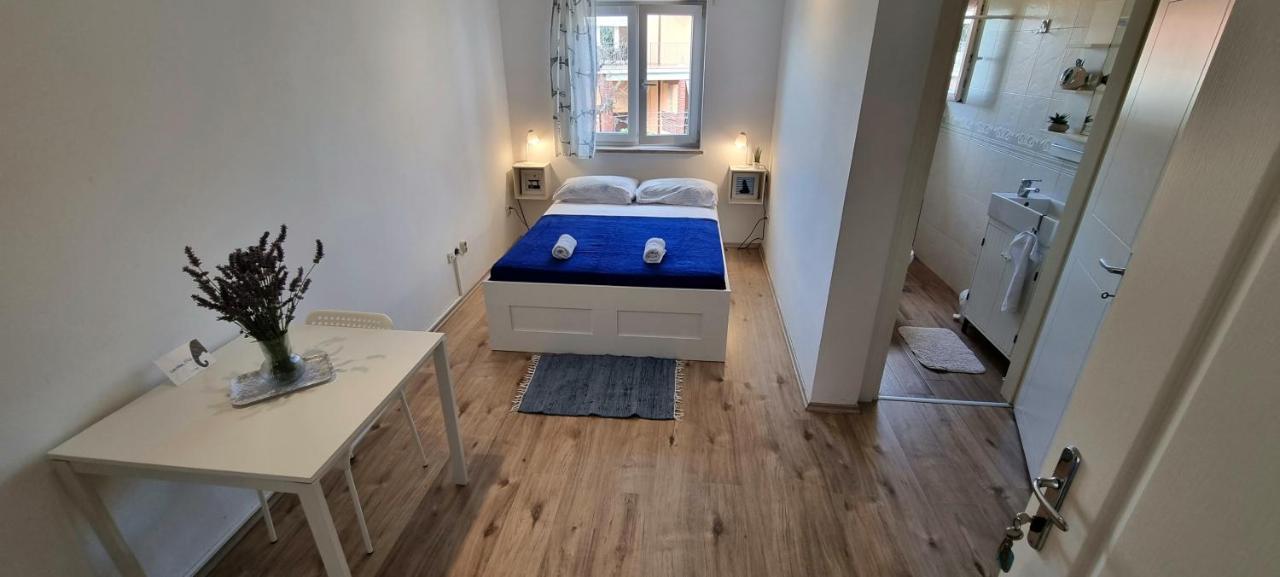 Apartamento Tiny Studio Big Living Rovinj Exterior foto