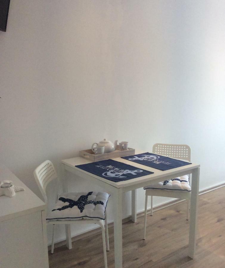 Apartamento Tiny Studio Big Living Rovinj Exterior foto